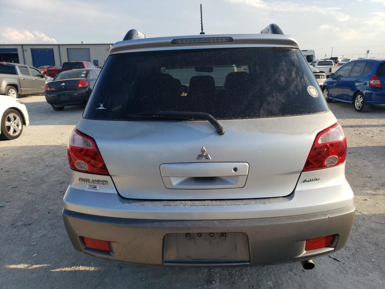 2006 Mitsubishi Outlander Ls VIN: JA4LX31F76U020741 Lot: 70634454