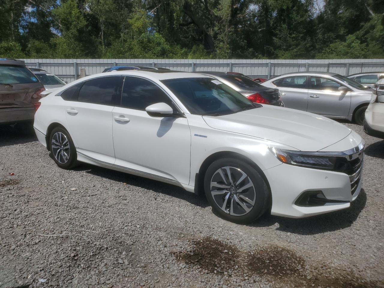 2022 Honda Accord Hybrid Exl VIN: 1HGCV3F57NA002902 Lot: 70595774