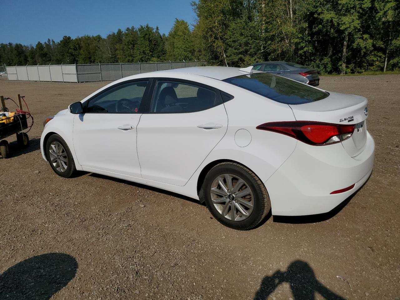 KMHDH4AE9GU613728 2016 HYUNDAI ELANTRA - Image 2