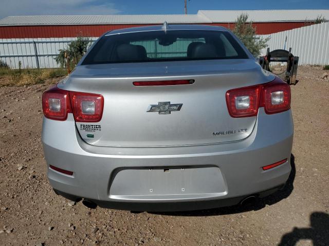  CHEVROLET MALIBU 2015 Srebrny