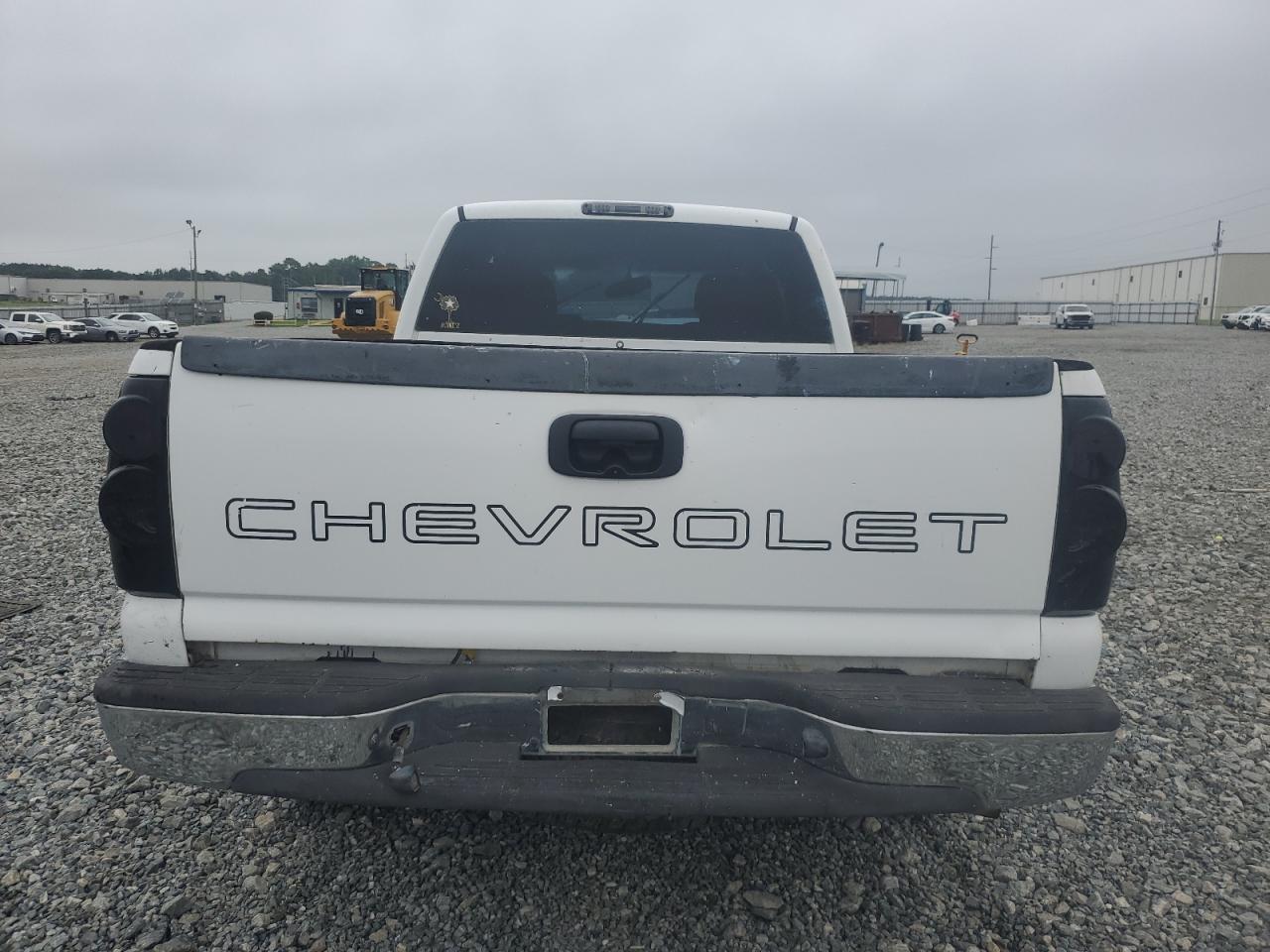 2006 Chevrolet Silverado - Image 6