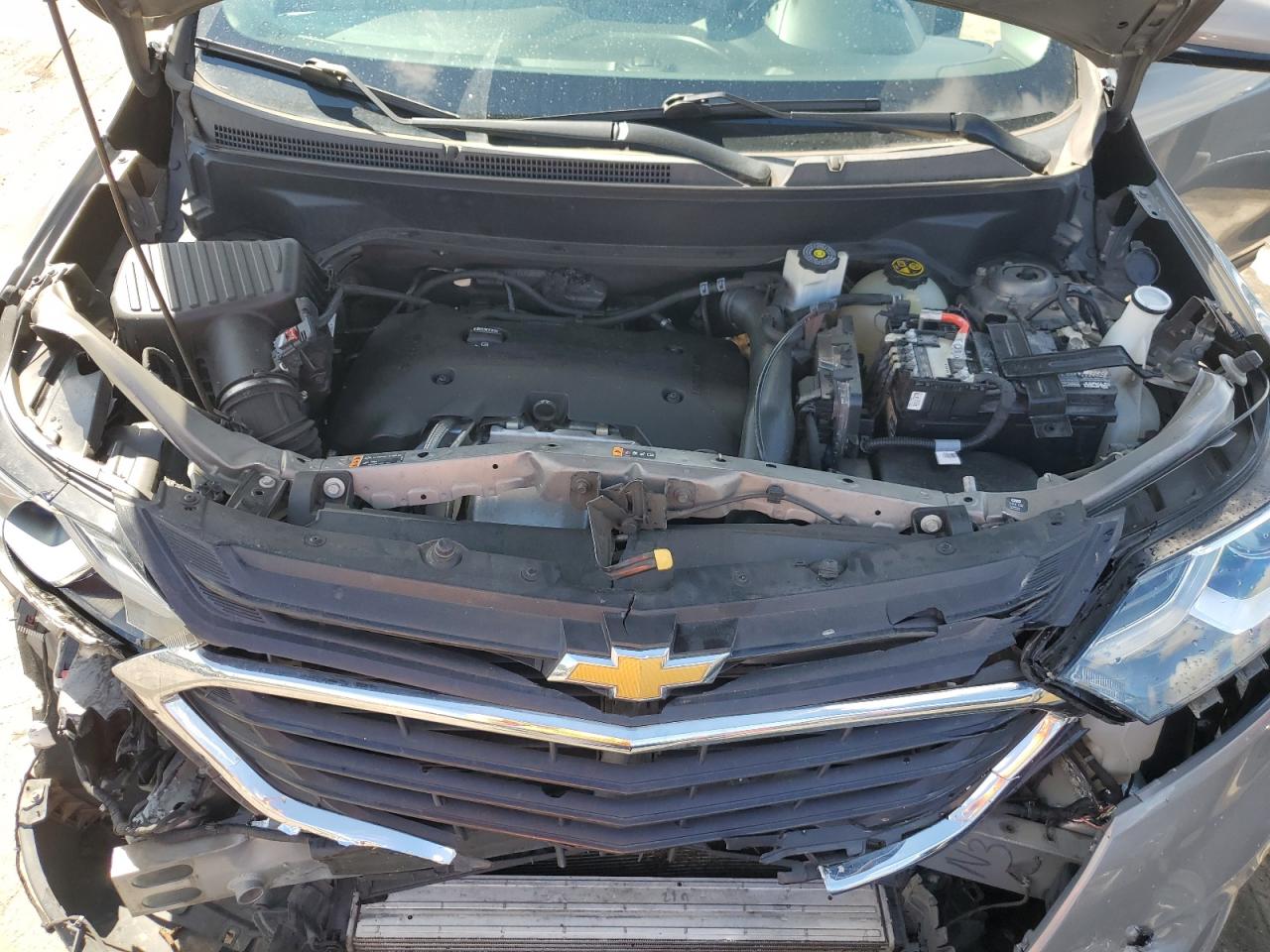 3GNAXKEX5JS601696 2018 Chevrolet Equinox Lt