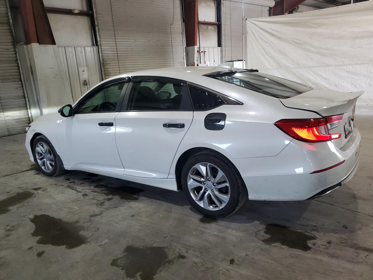 1HGCV1F13KA173952 2019 HONDA ACCORD - Image 2