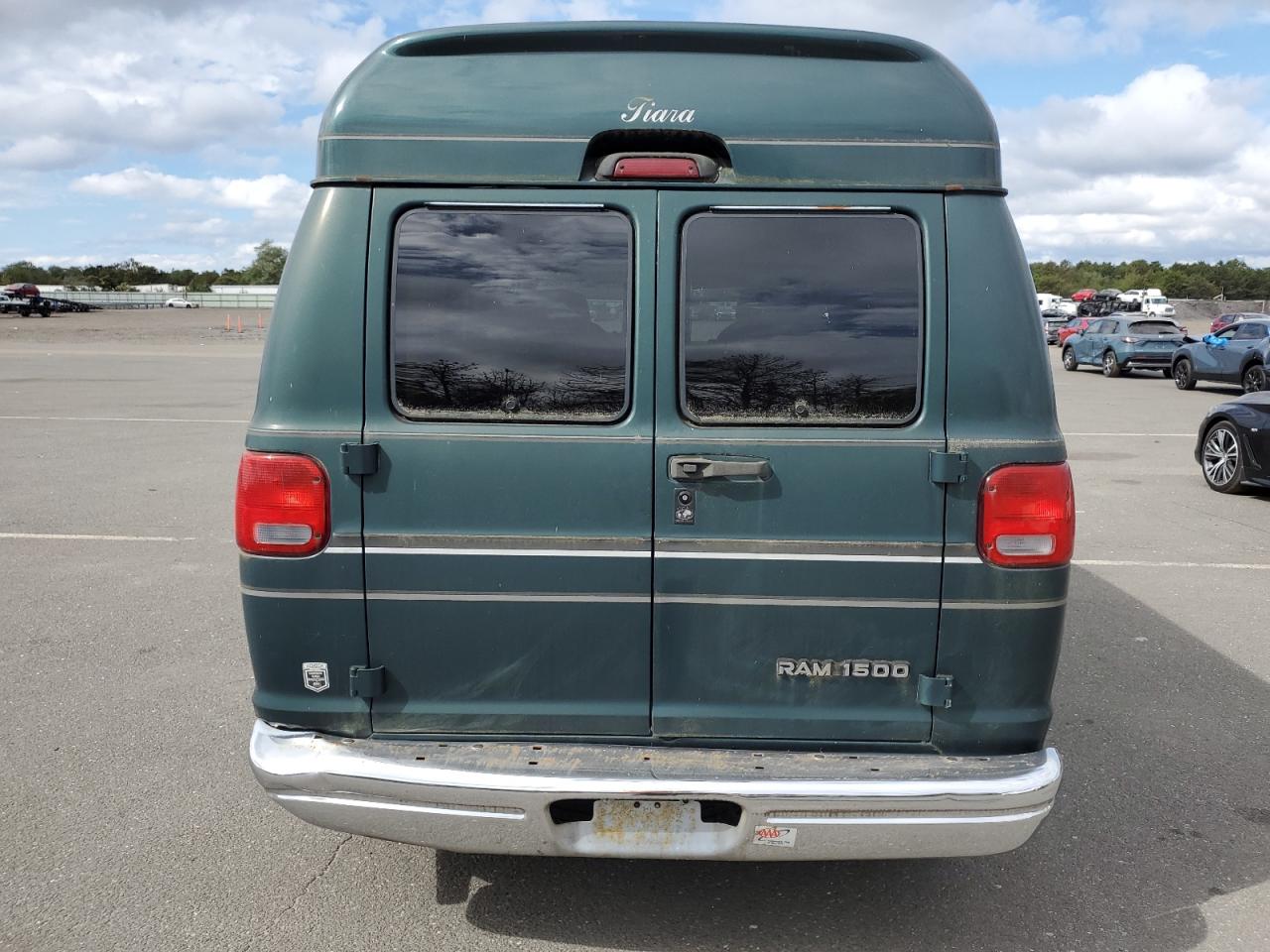 1999 Dodge Ram Van B1500 VIN: 2B6HB11Y0XK505623 Lot: 71873994