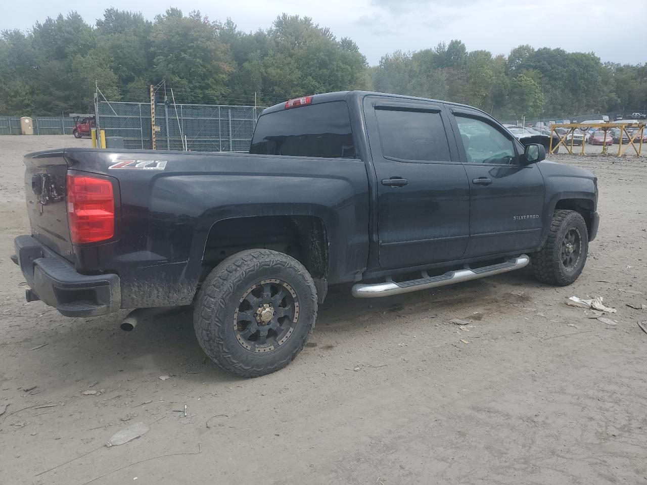 2017 Chevrolet Silverado K1500 Lt VIN: 3GCUKREC1HG199814 Lot: 71419184