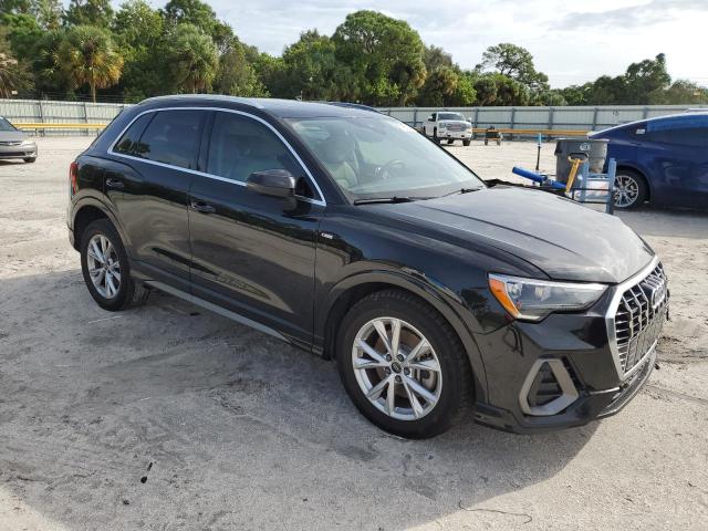 WA1DECF37N1123795 Audi Q3 PREMIUM 4