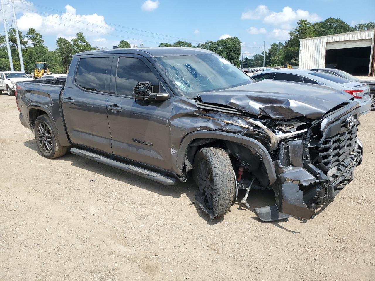 2023 Toyota Tundra - Image 4