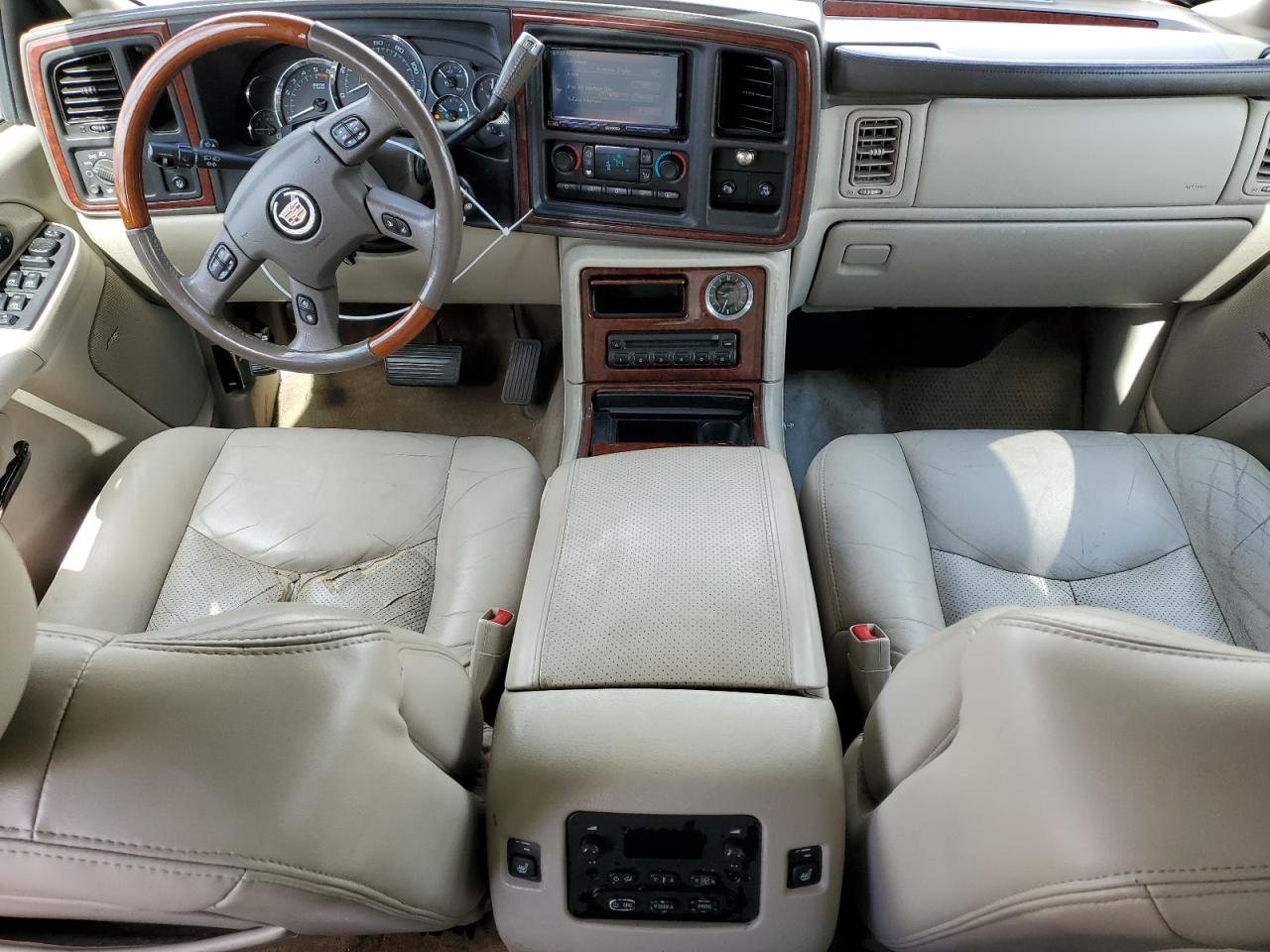 1GYEK63N25R211210 2005 Cadillac Escalade Luxury