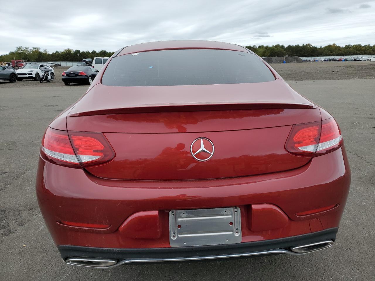 WDDWJ4JB7HF389846 2017 Mercedes-Benz C 300