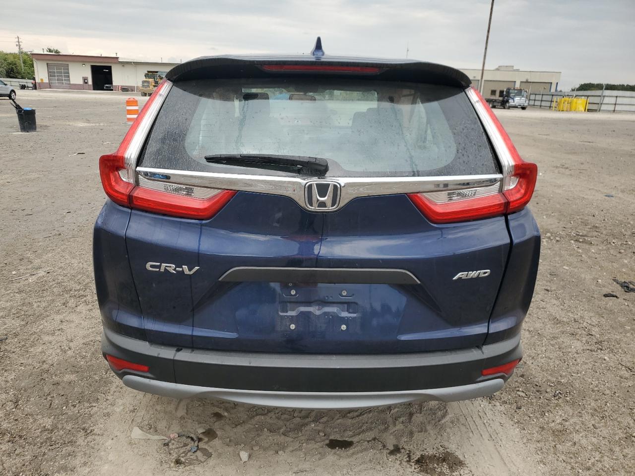 2HKRW6H33JH200057 2018 Honda Cr-V Lx