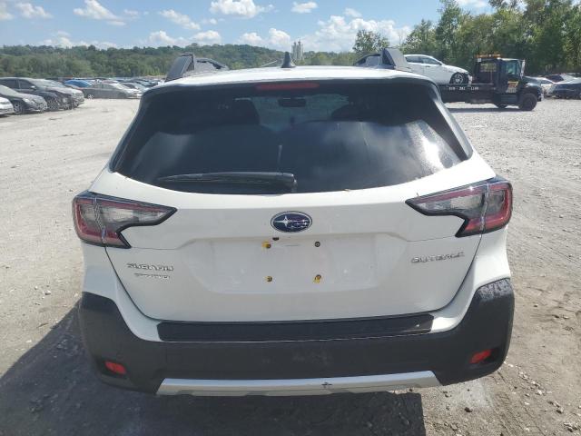  SUBARU OUTBACK 2024 Biały