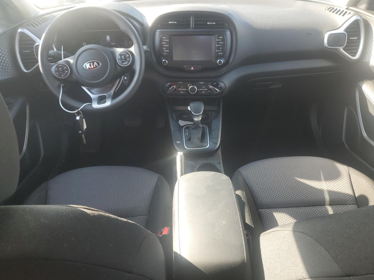 KNDJ23AU8M7772129 2021 Kia Soul Lx