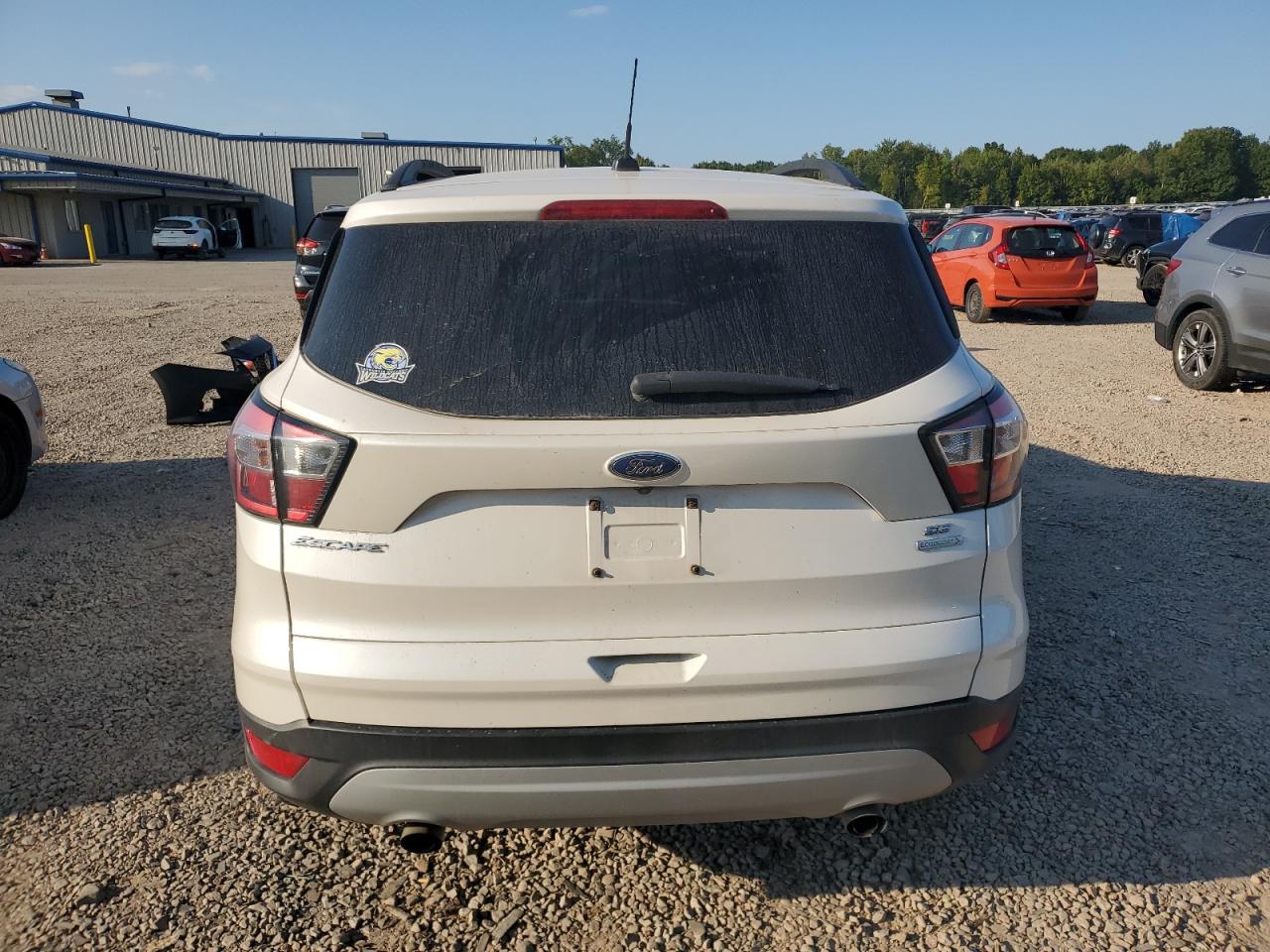 1FMCU0GD3JUB83135 2018 Ford Escape Se