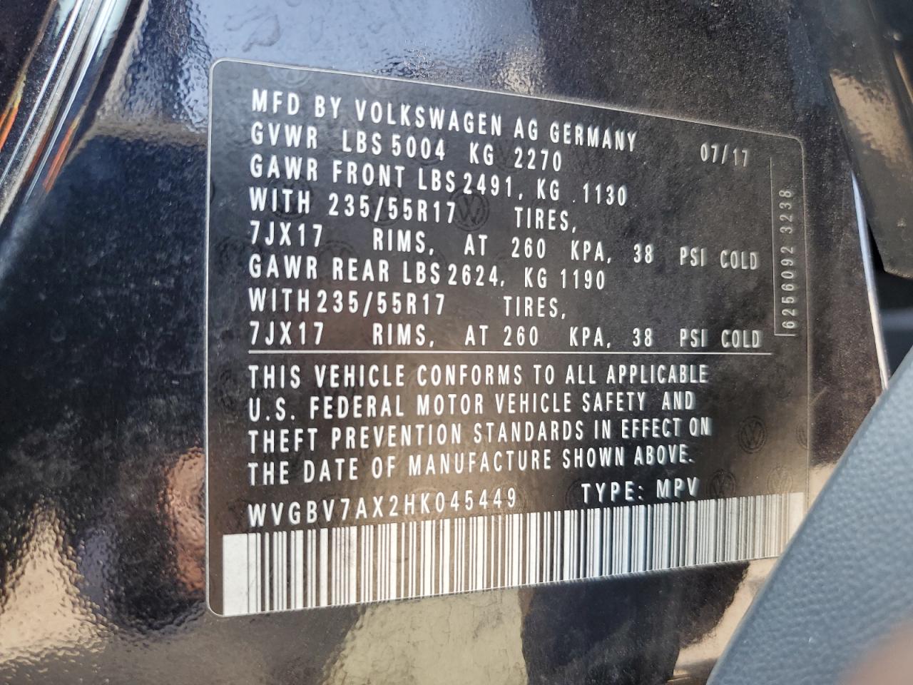 WVGBV7AX2HK045449 2017 Volkswagen Tiguan S