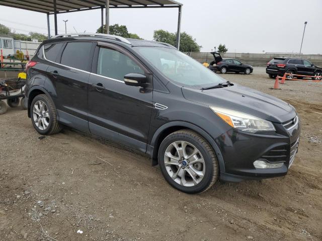  FORD ESCAPE 2015 Czarny