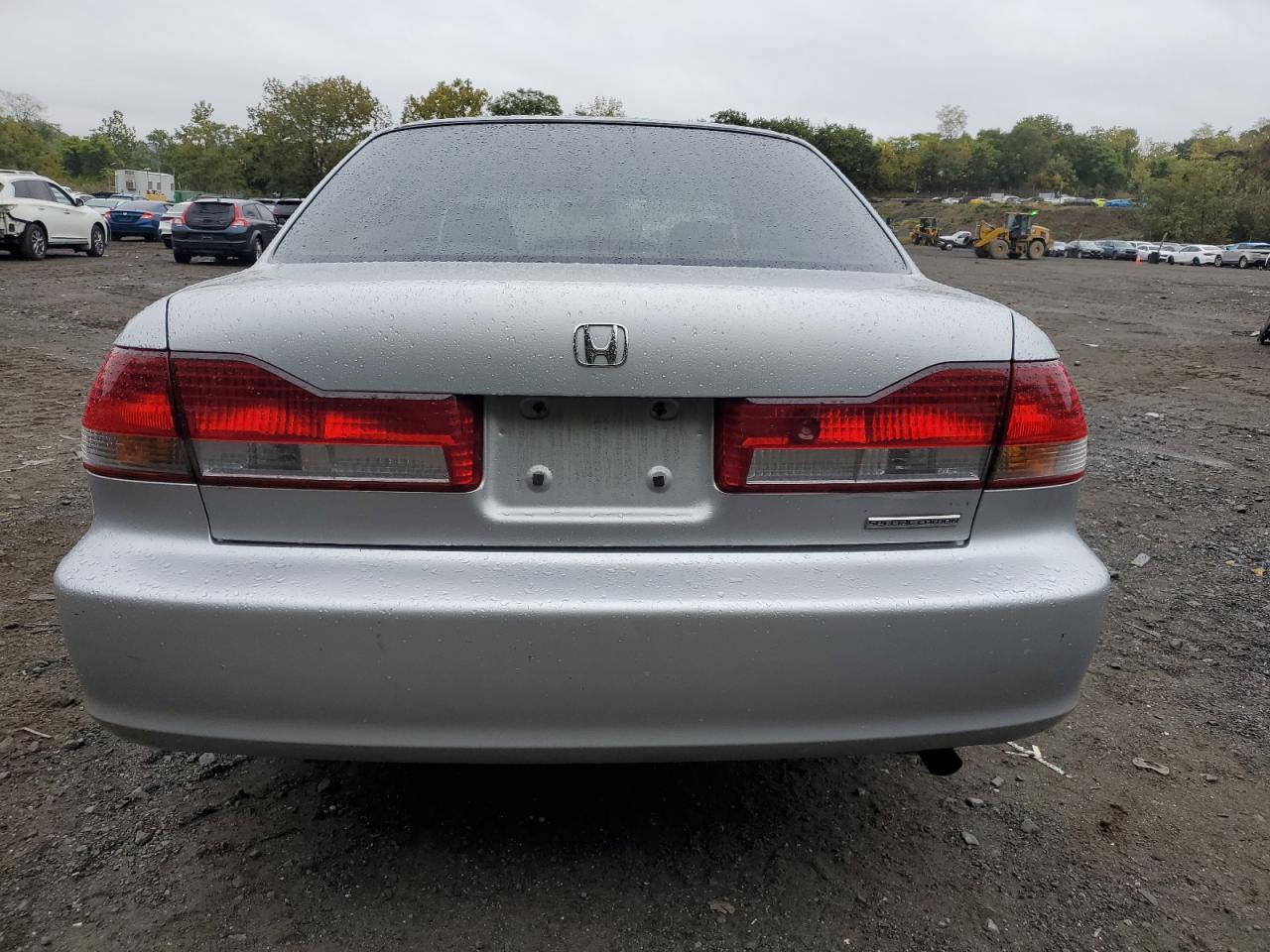 JHMCG66832C026682 2002 Honda Accord Ex