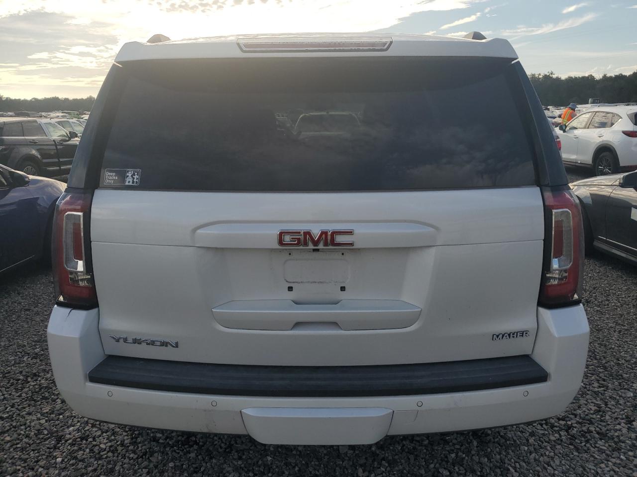 1GKS1BKC3KR154391 2019 GMC Yukon Slt