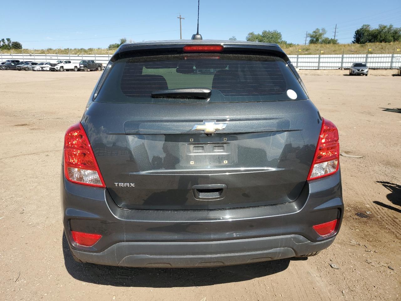 VIN 3GNCJKSB4KL405215 2019 CHEVROLET TRAX no.6