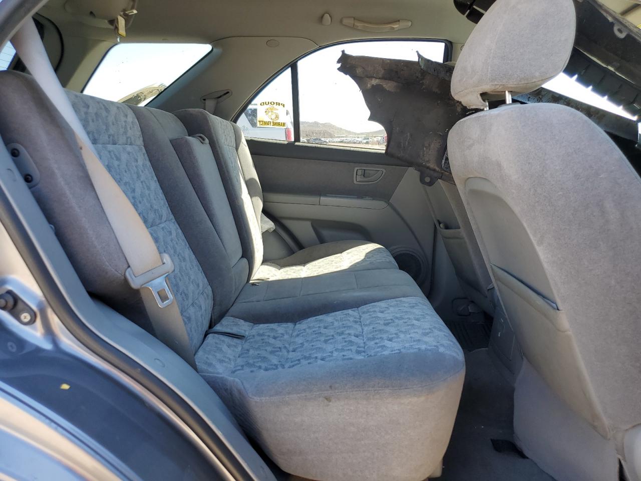 2008 Kia Sorento - Image 10