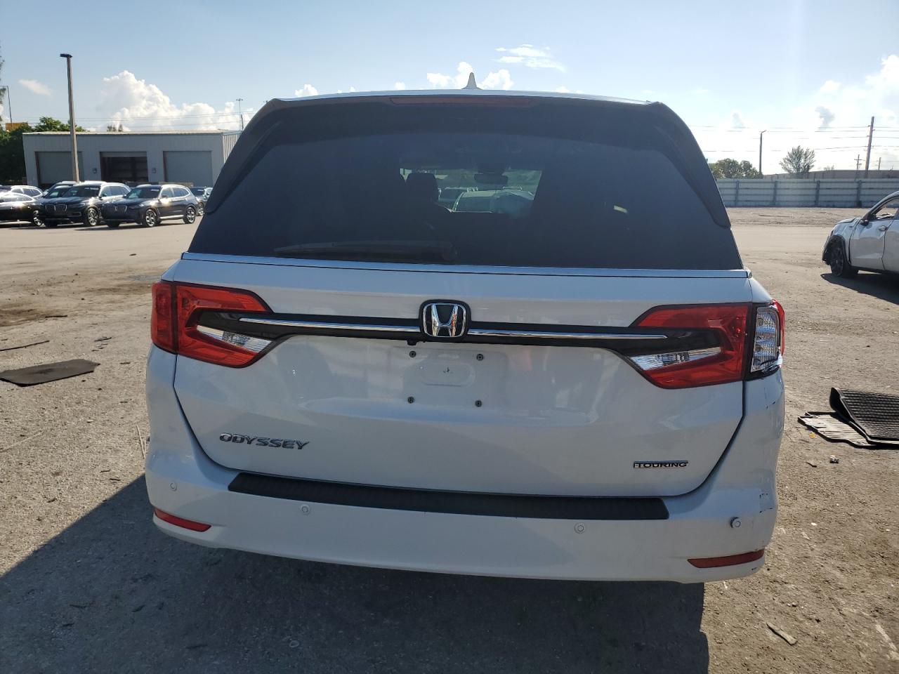 2022 Honda Odyssey Touring VIN: 5FNRL6H87NB055856 Lot: 72579554