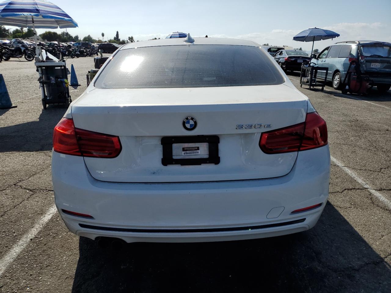 2018 BMW 330E VIN: WBA8E1C5XJA180307 Lot: 72050184