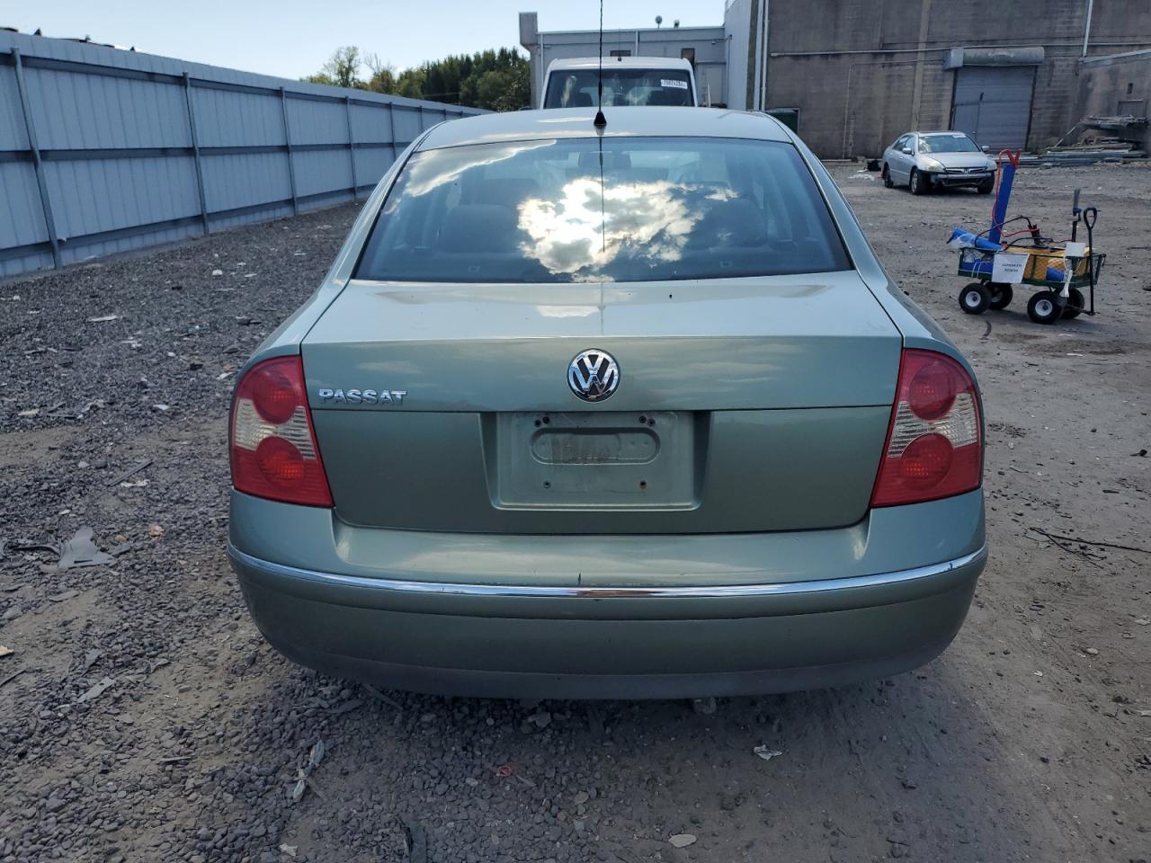 WVWPD63BX4E121937 2004 Volkswagen Passat Gls