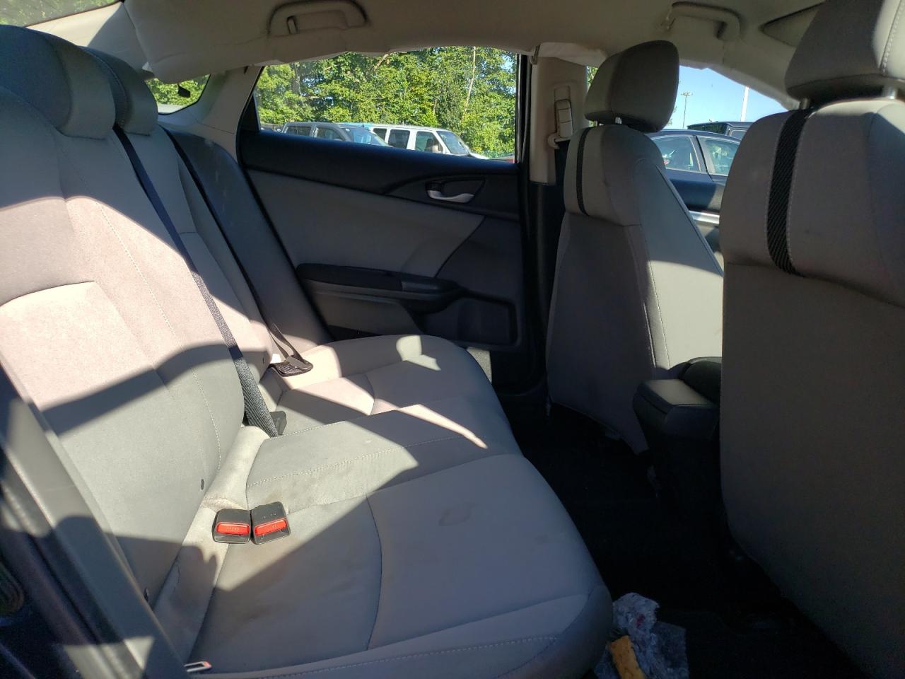 19XFC2F58GE204398 2016 Honda Civic Lx