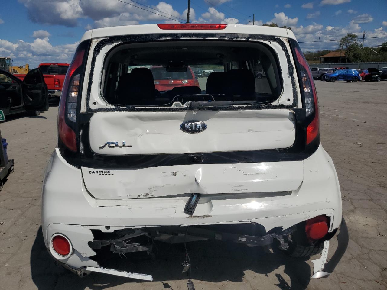 KNDJP3A55J7626941 2018 Kia Soul +