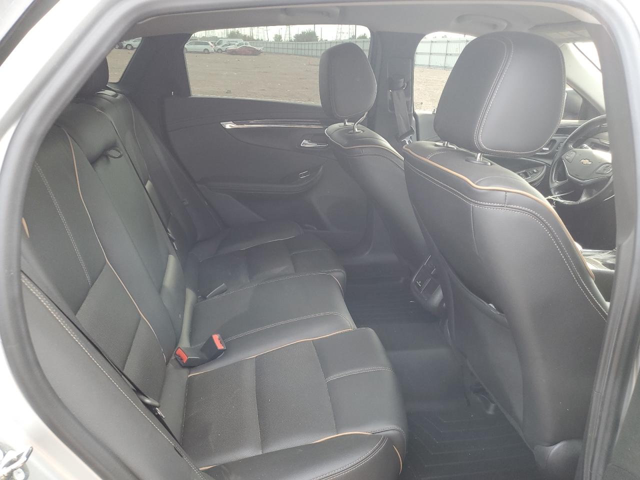 2G1125S33J9169920 2018 Chevrolet Impala Premier