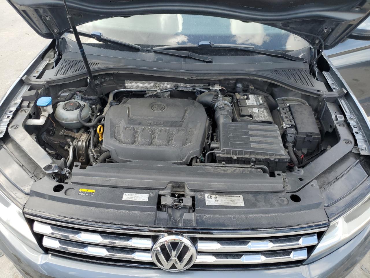 3VV1B7AX9JM030505 2018 Volkswagen Tiguan S