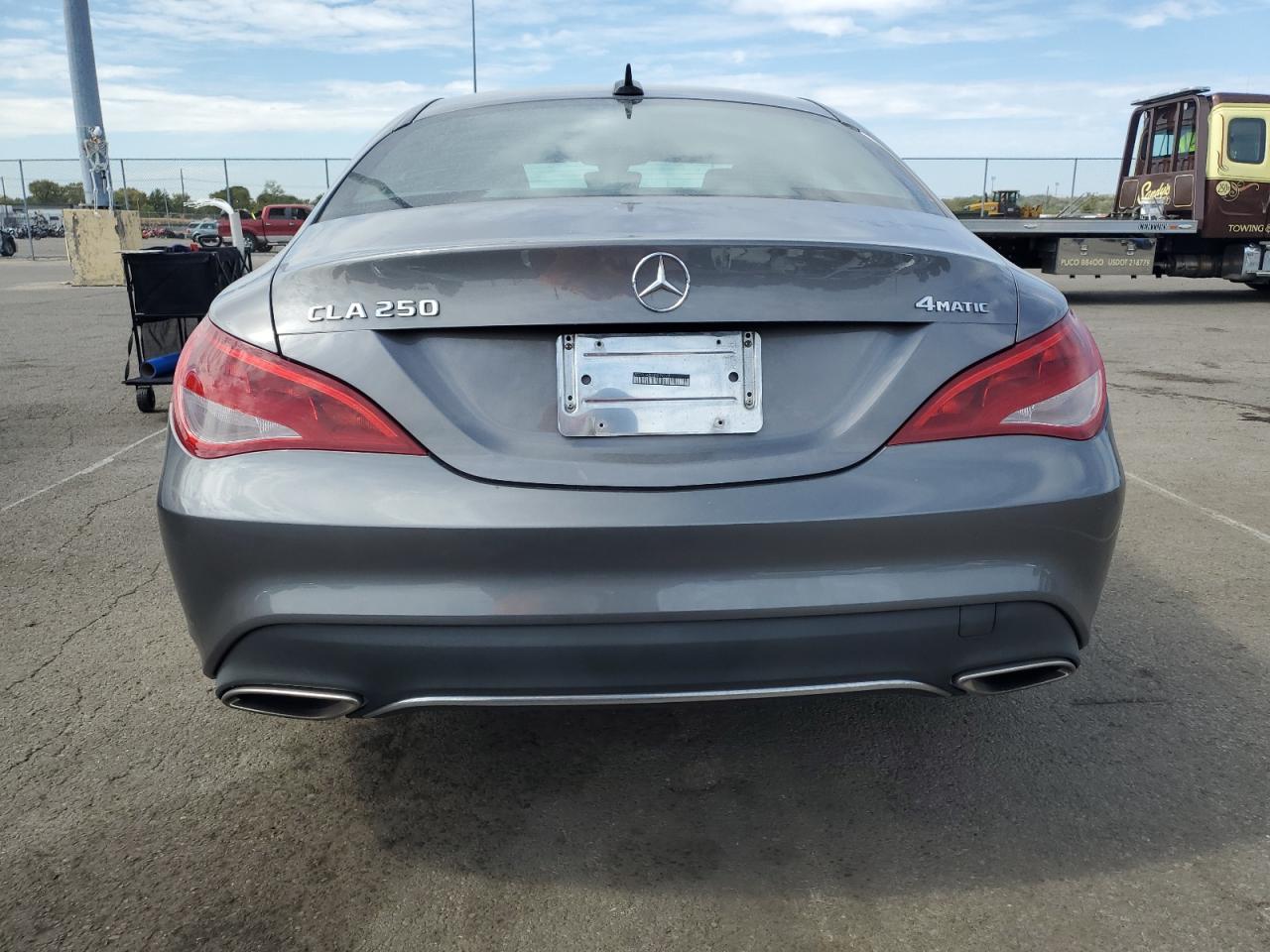 WDDSJ4GB3JN529277 2018 Mercedes-Benz Cla 250 4Matic