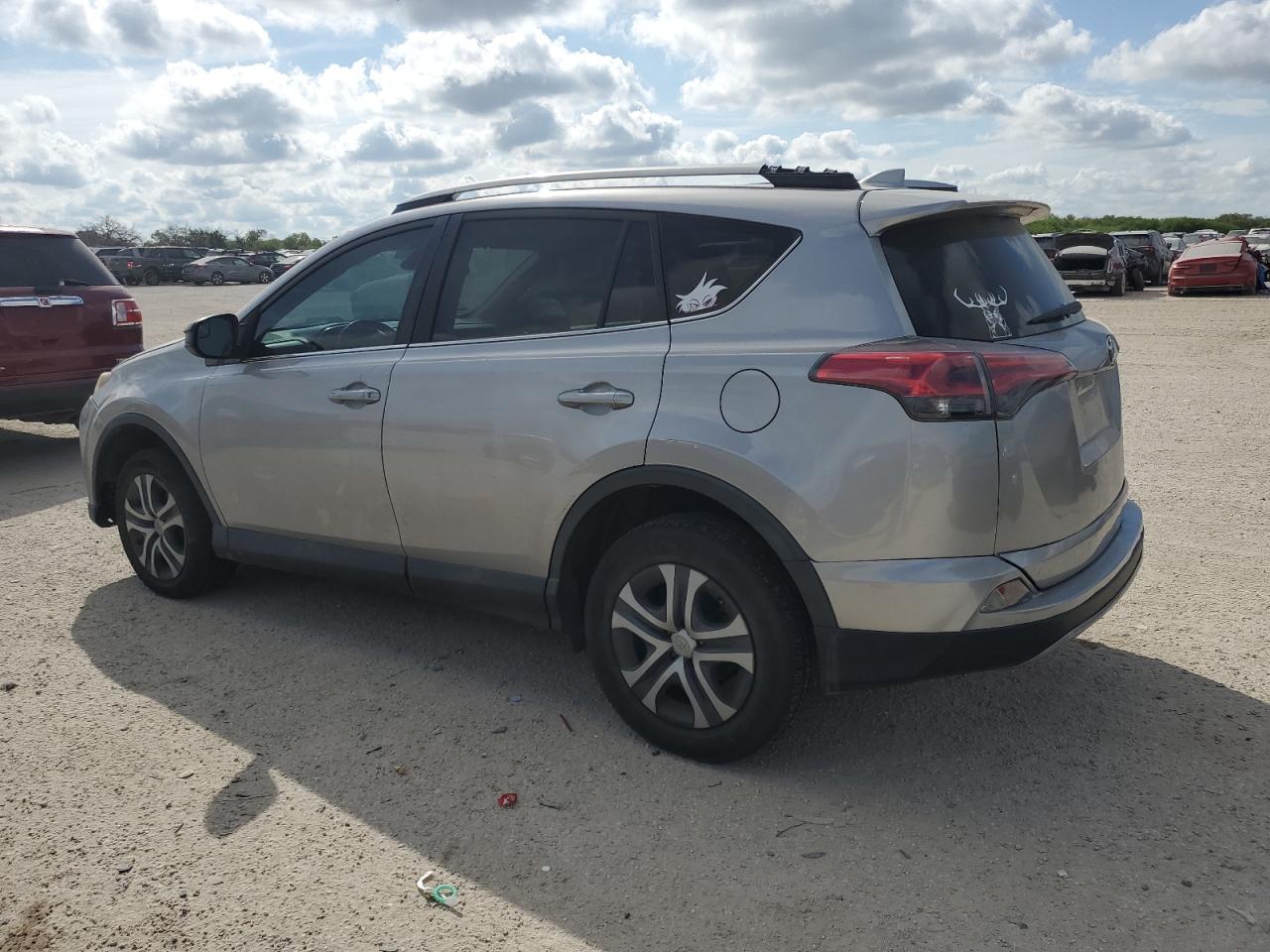 2T3ZFREV5HW342873 2017 TOYOTA RAV 4 - Image 2