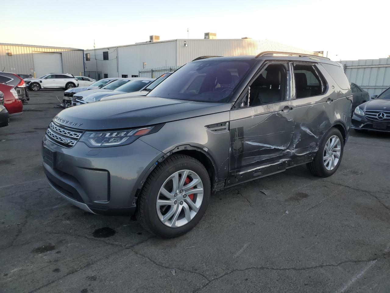 SALRR2RV0JA077611 2018 LAND ROVER DISCOVERY - Image 1