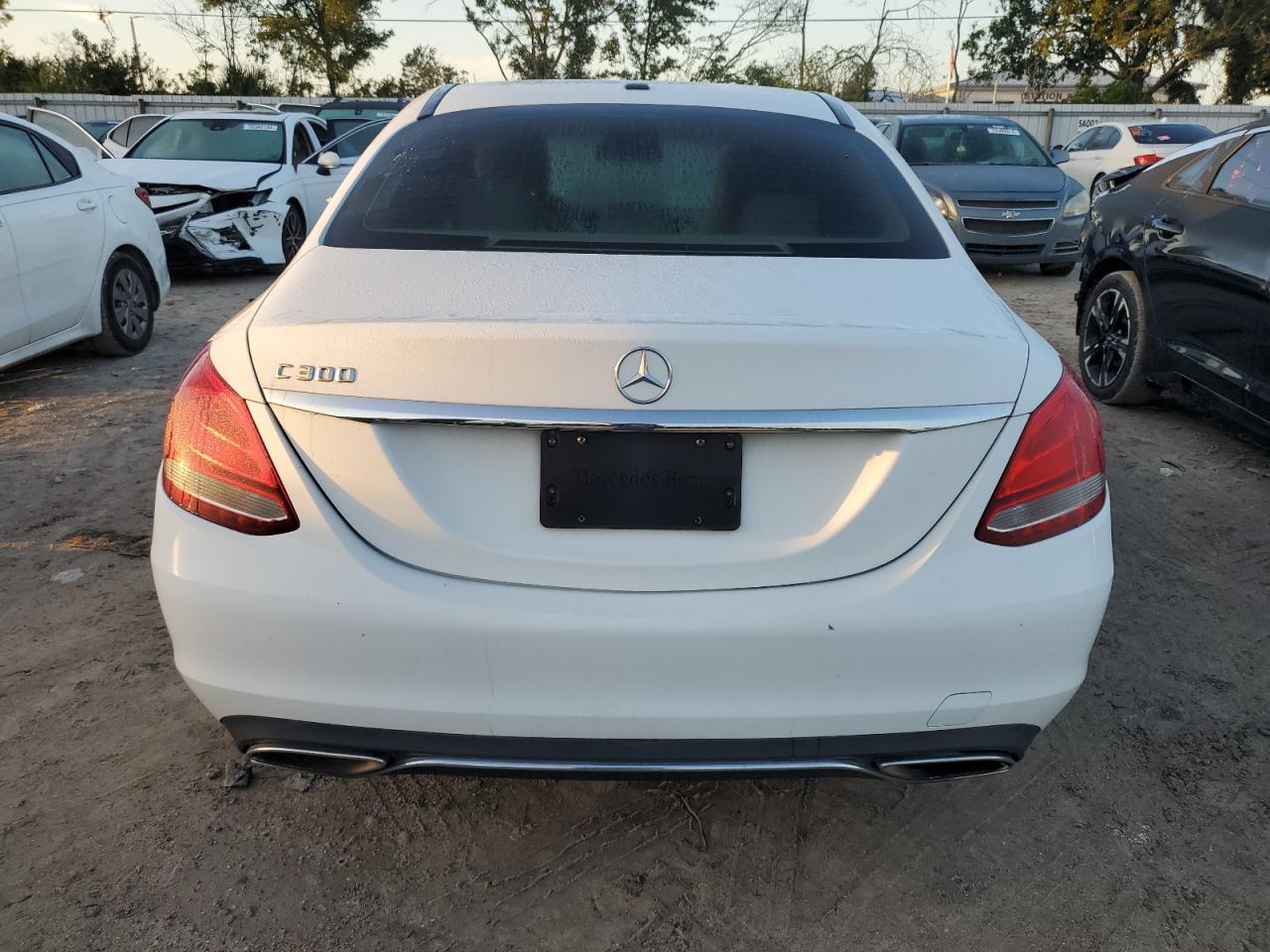 2016 Mercedes-Benz C 300 VIN: 55SWF4JB3GU131174 Lot: 70808394