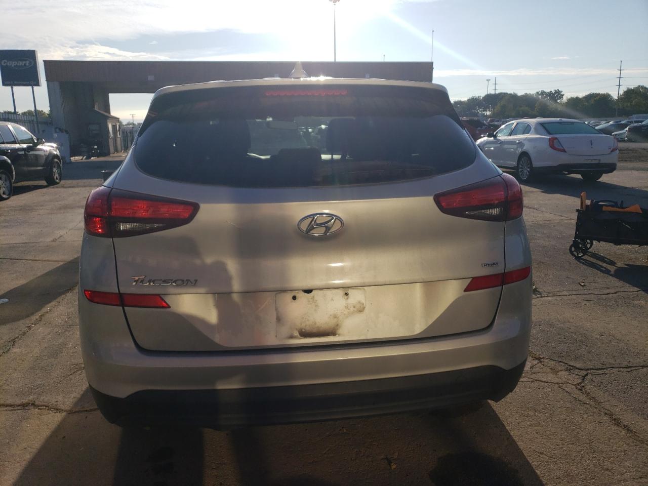 KM8J2CA42KU005693 2019 Hyundai Tucson Se