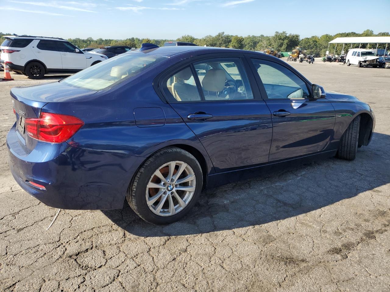 VIN WBA8E1G56GNU12123 2016 BMW 3 SERIES no.3