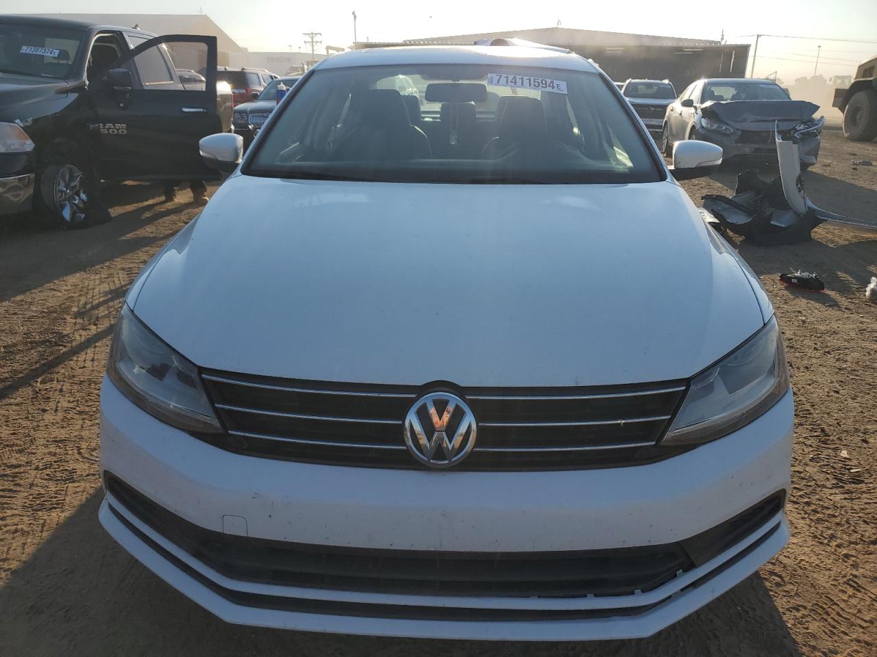 2017 Volkswagen Jetta - Image 5