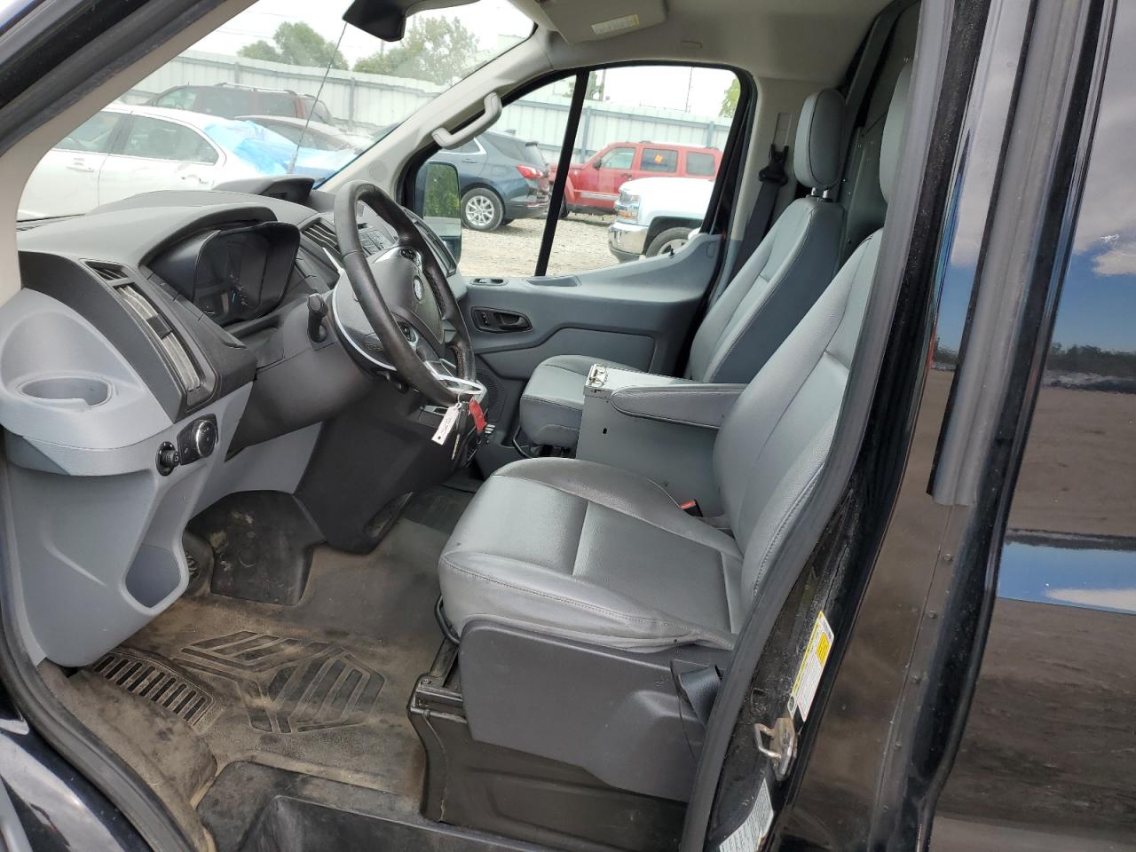 1FTYE1YM1HKA53436 2017 Ford Transit T-150