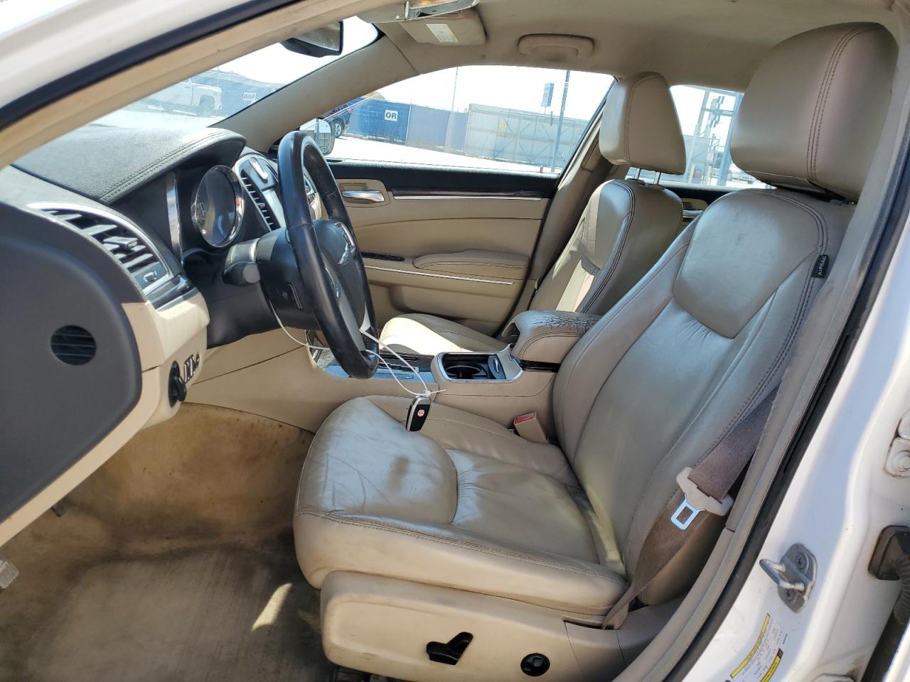 2011 Chrysler 300 Limited VIN: 2C3CA5CG7BH585338 Lot: 68396004