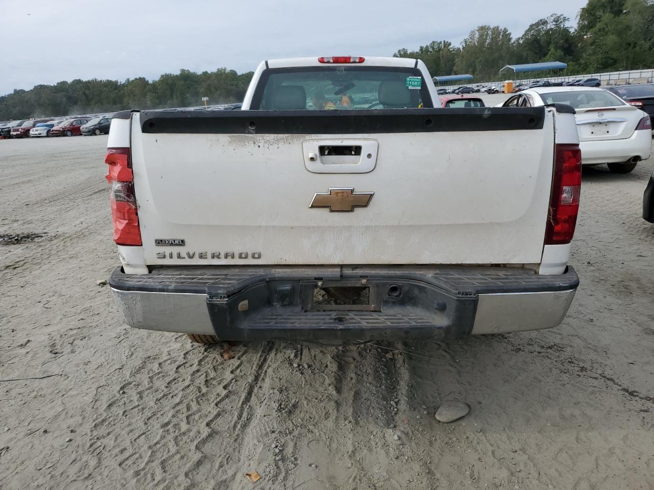 2011 Chevrolet Silverado - Image 6
