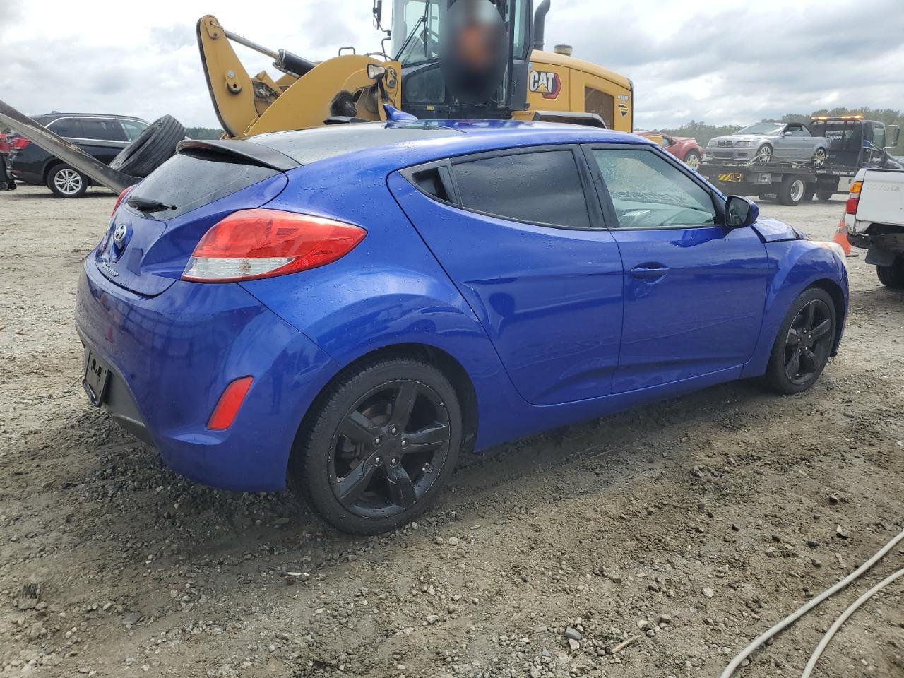 2014 Hyundai Veloster - Image 3