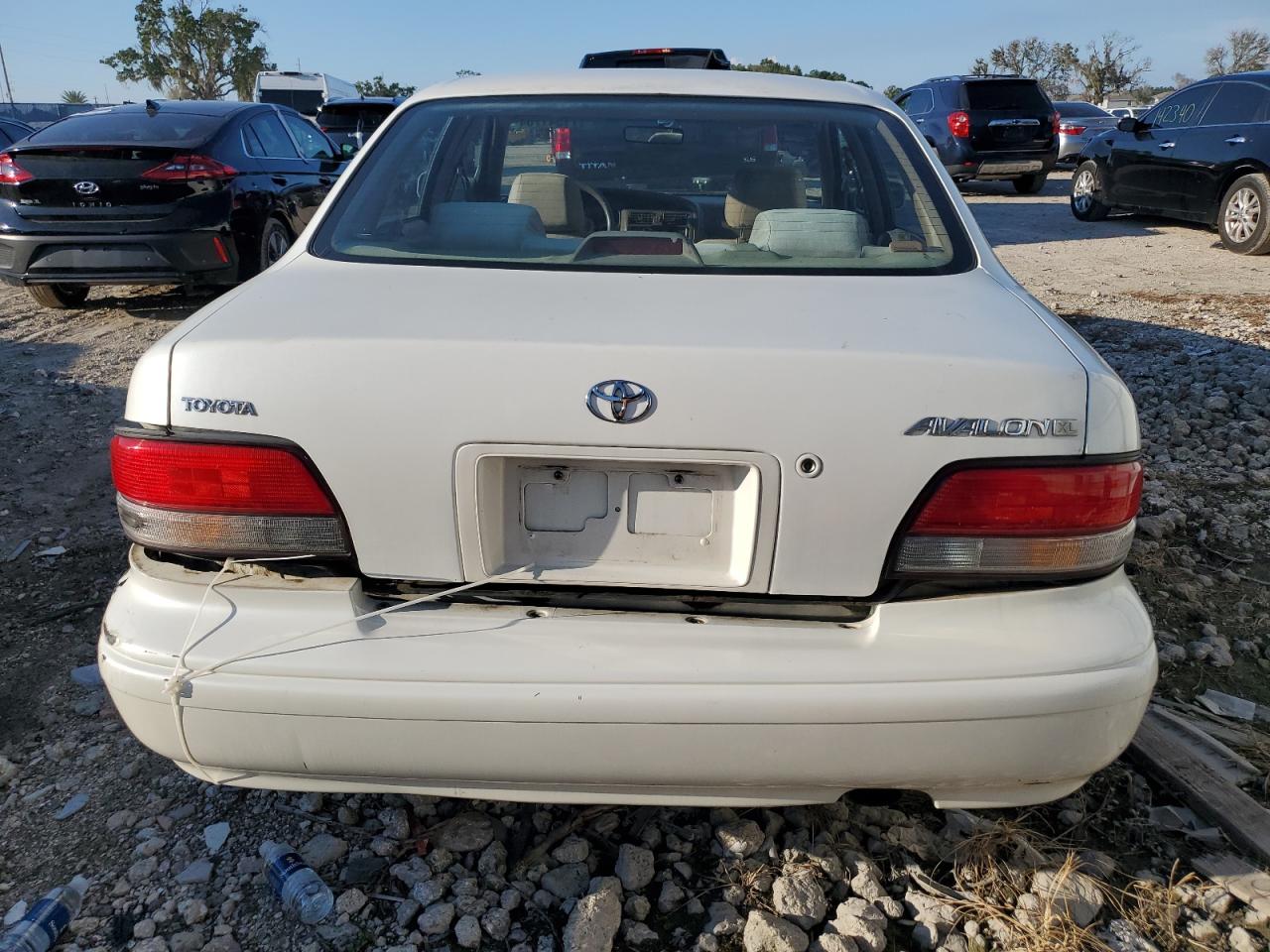 1996 Toyota Avalon Xl VIN: 4T1BF12B8TU092527 Lot: 71341704