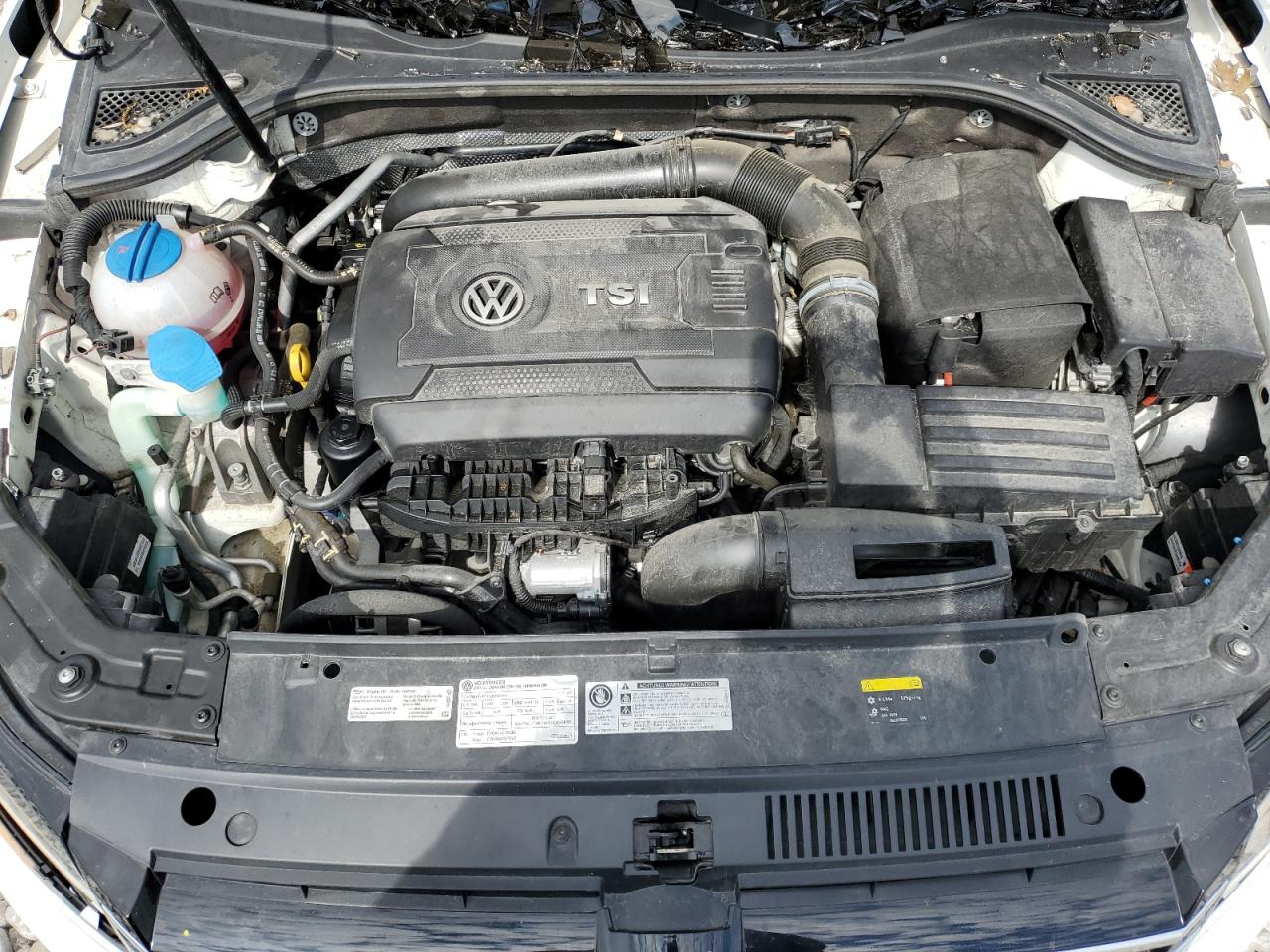 1VWAS7A32FC111069 2015 Volkswagen Passat S