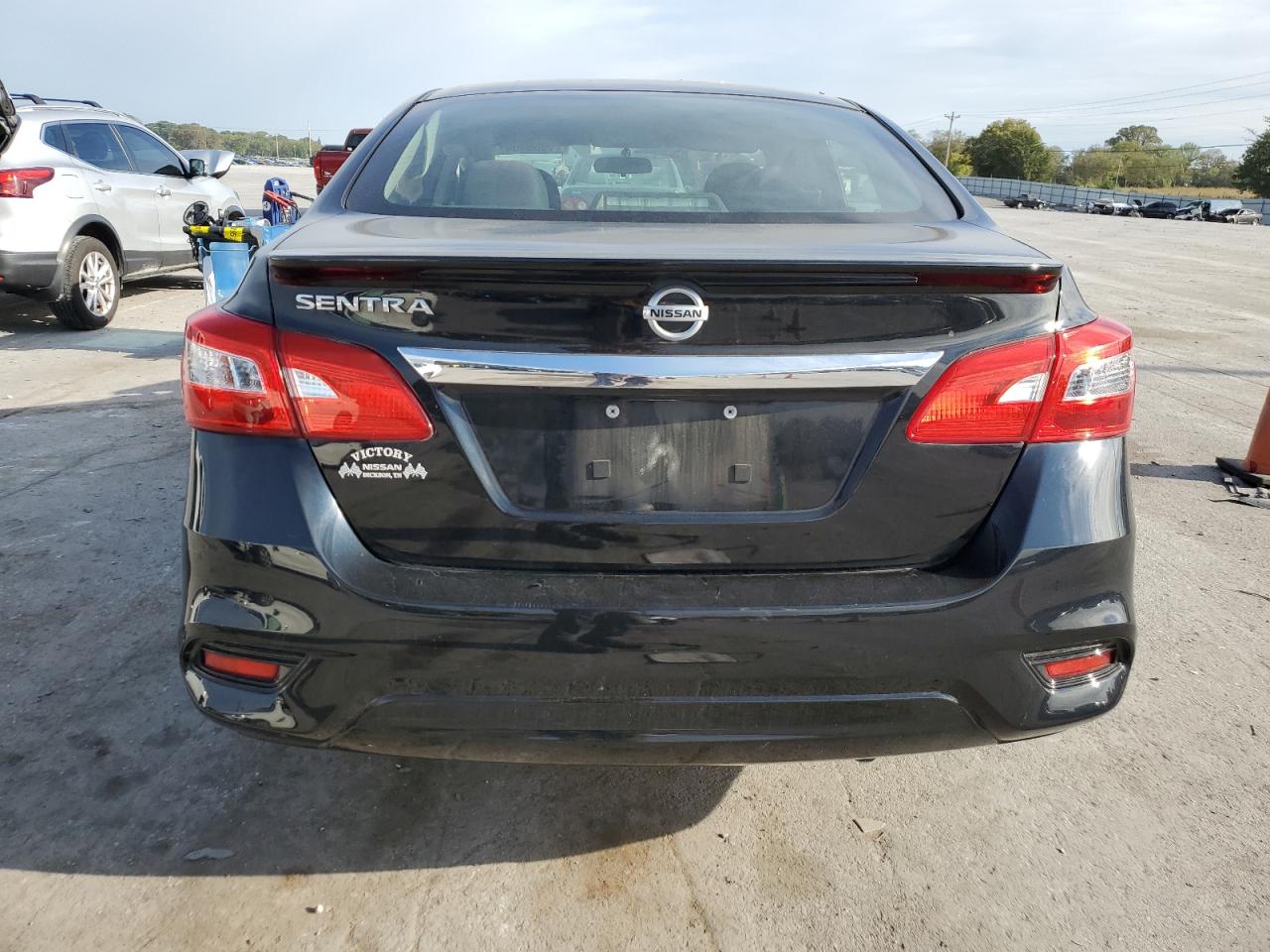 2018 Nissan Sentra S VIN: 3N1AB7AP7JY301331 Lot: 71863854