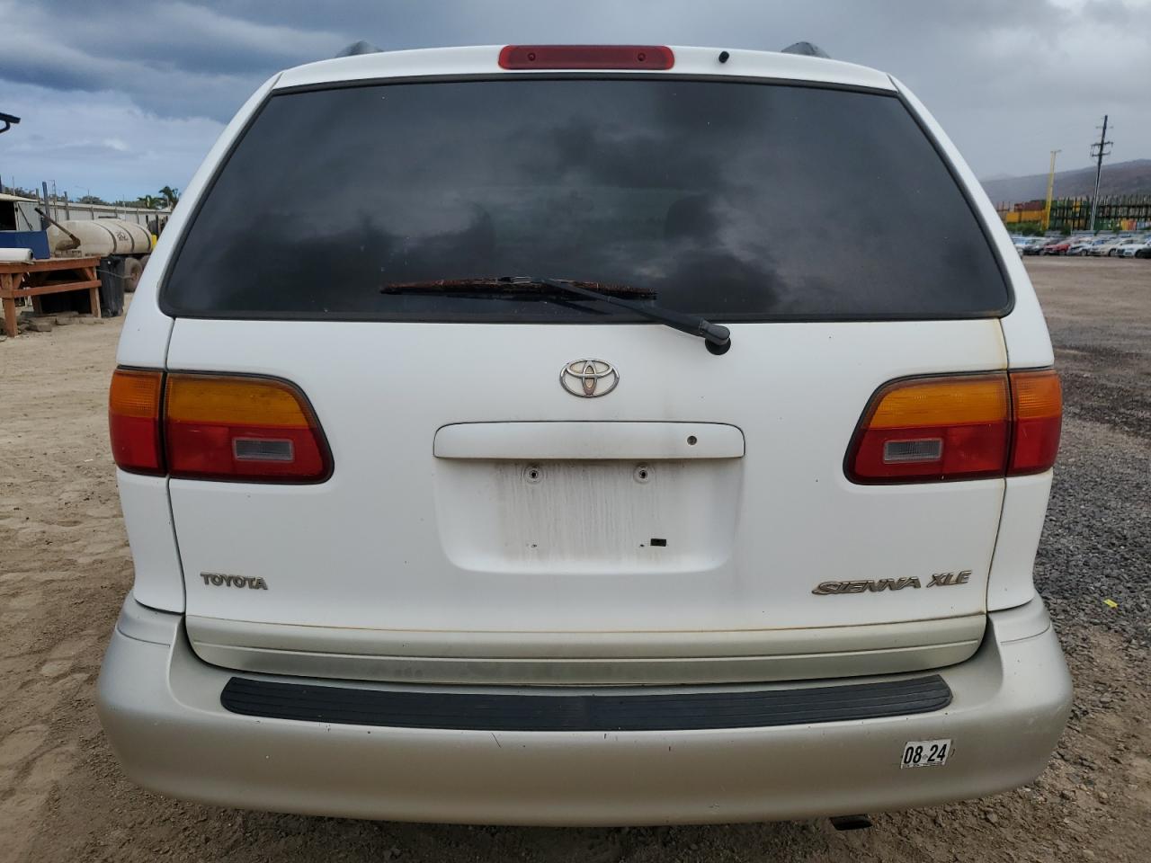 4T3ZF13C4XU134680 1999 Toyota Sienna Le