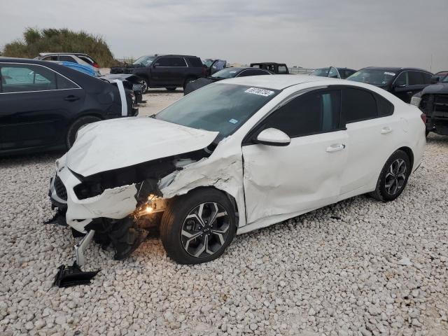 3KPF24AD3ME311545 Kia Forte FE