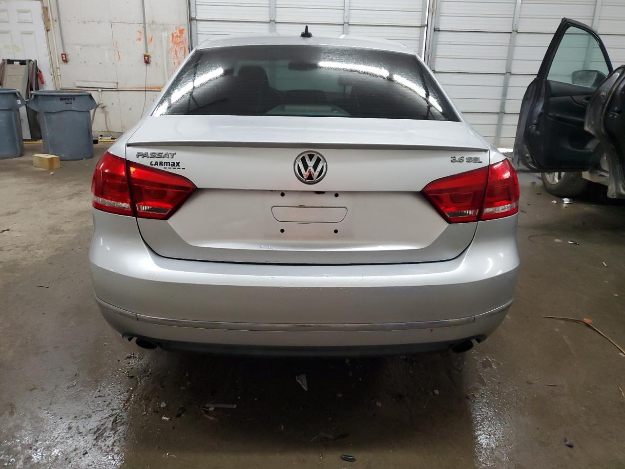 2013 Volkswagen Passat Sel VIN: 1VWCM7A33DC122095 Lot: 71590634