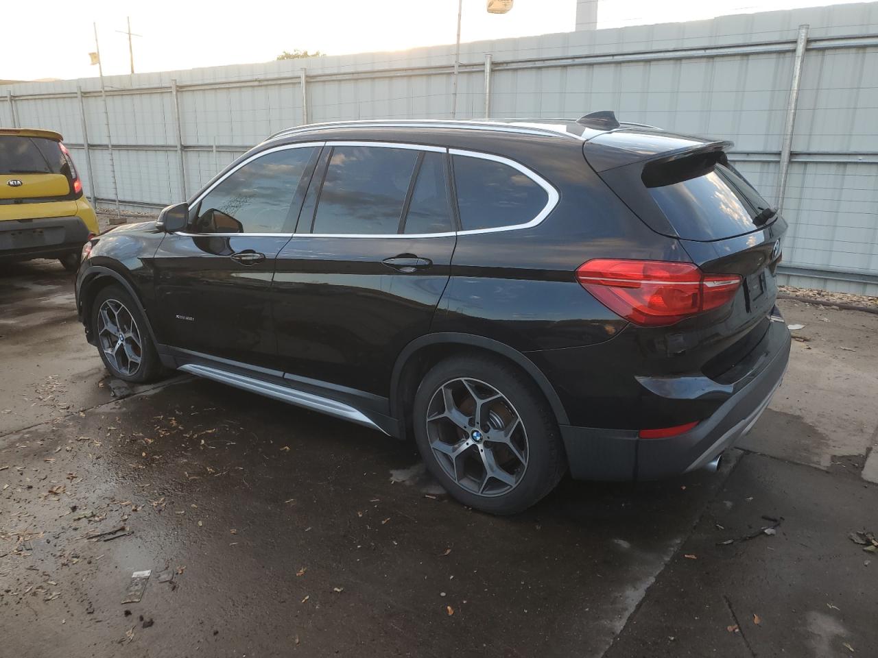 2016 BMW X1 - Image 2