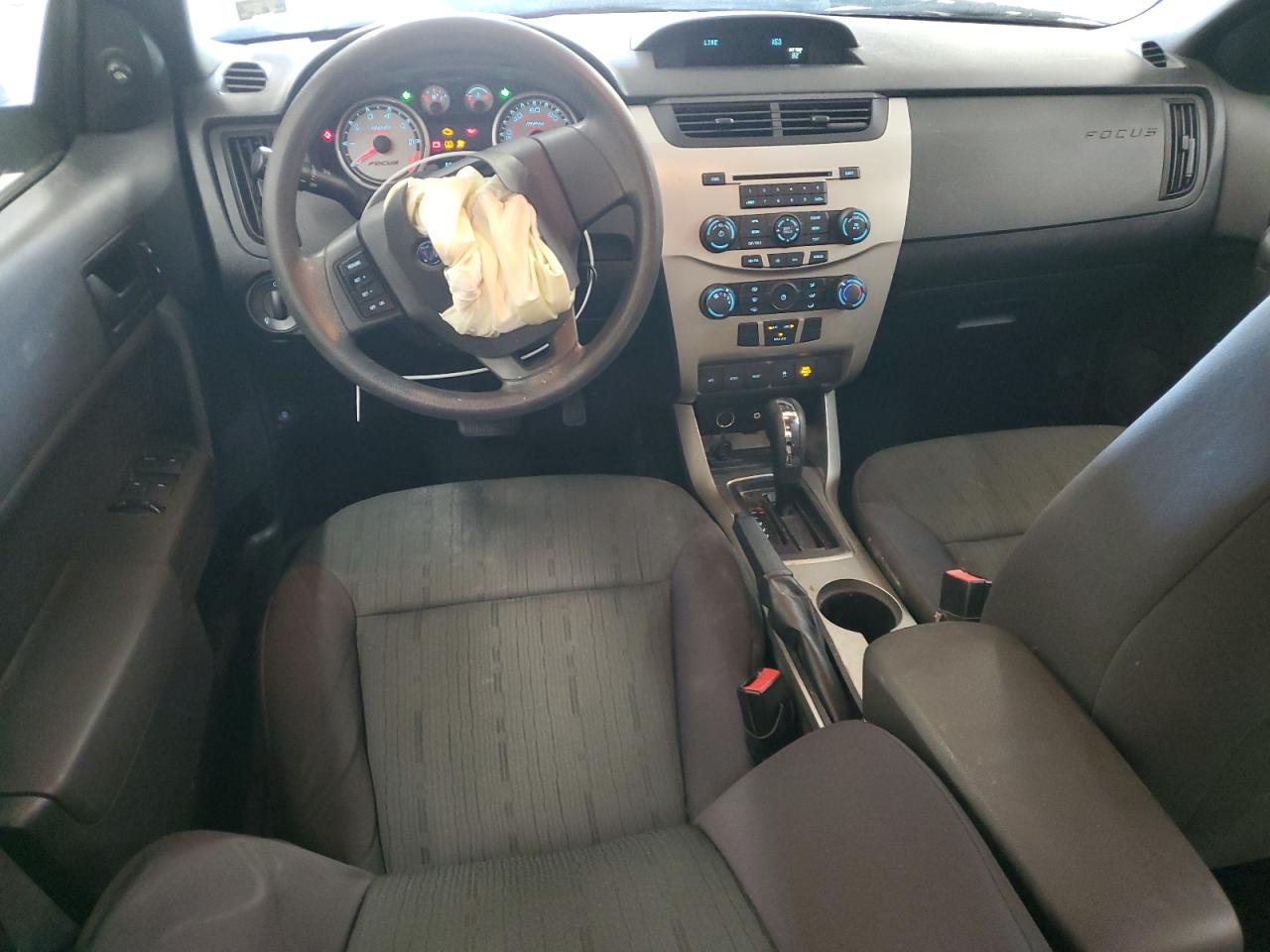 1FAHP3FNXBW202773 2011 Ford Focus Se