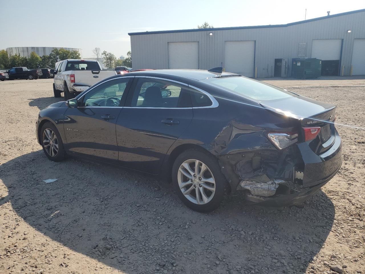 1G1ZD5ST4JF222631 2018 CHEVROLET MALIBU - Image 2